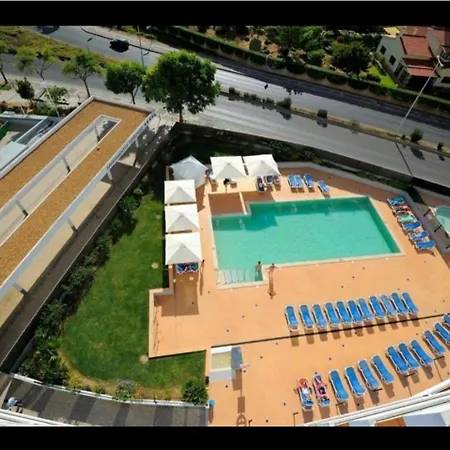 Apartamento Oceano Atlântico 2 *